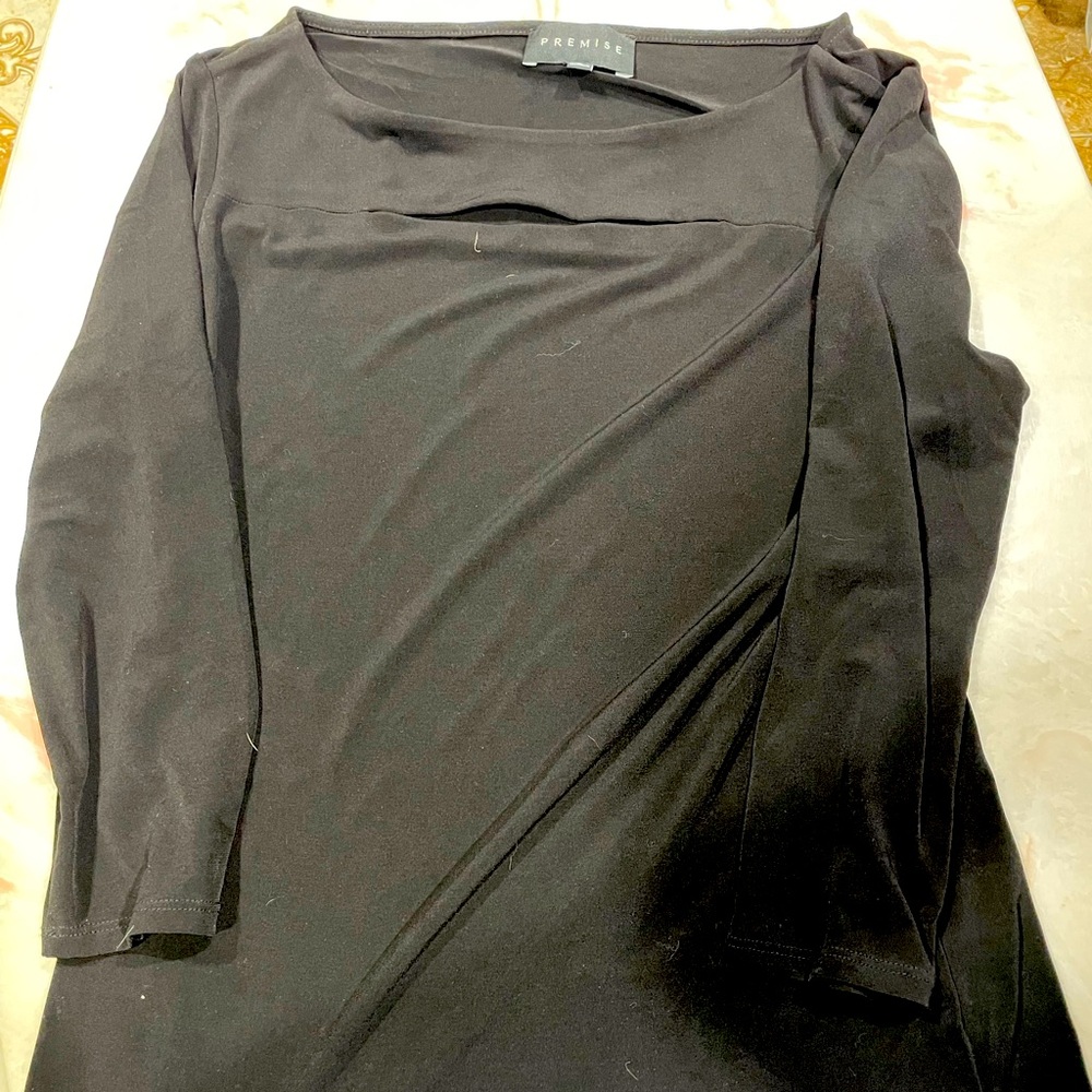 PREMISE black top